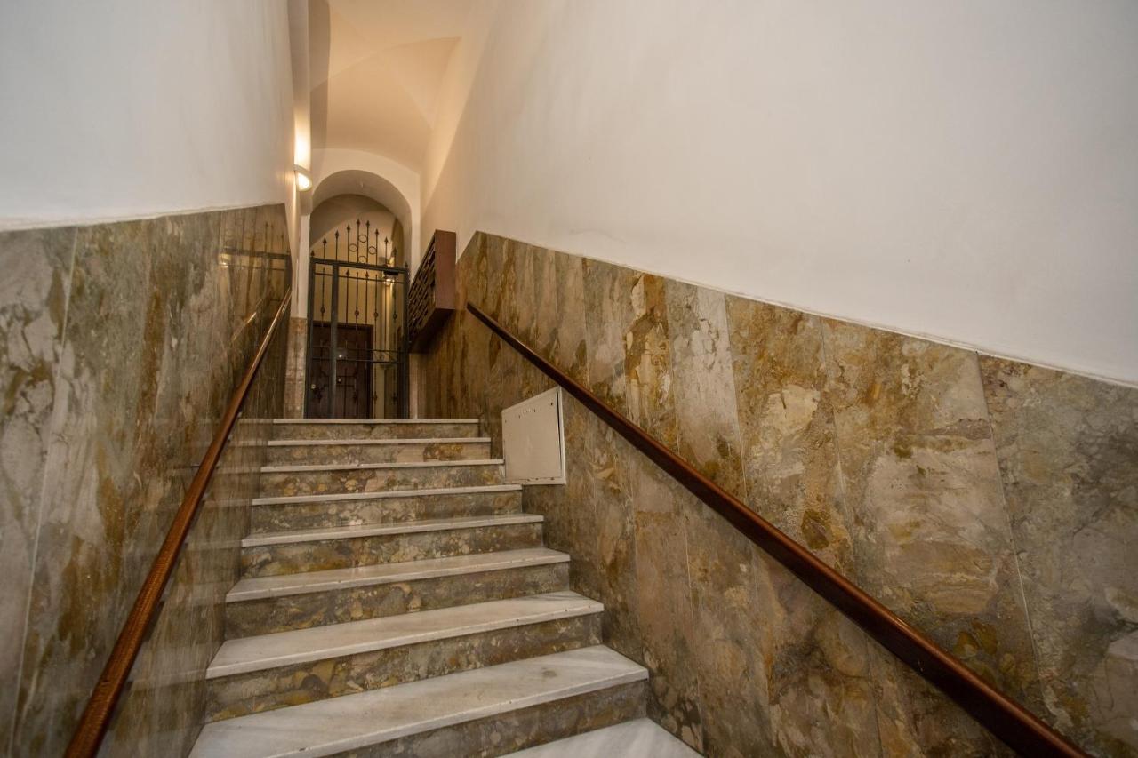 Ferienwohnung Fresh House Cavour Rom Exterior foto